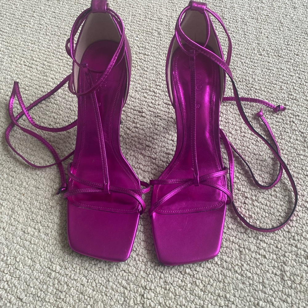 Sexy Pink Metallic Strappy Heels